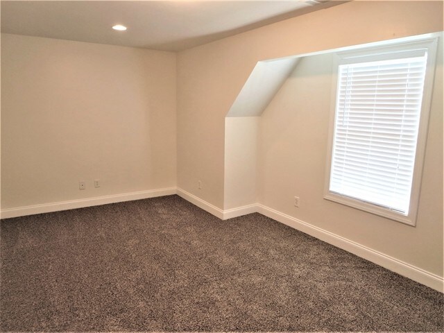 Building Photo - 5592 Lair Ln