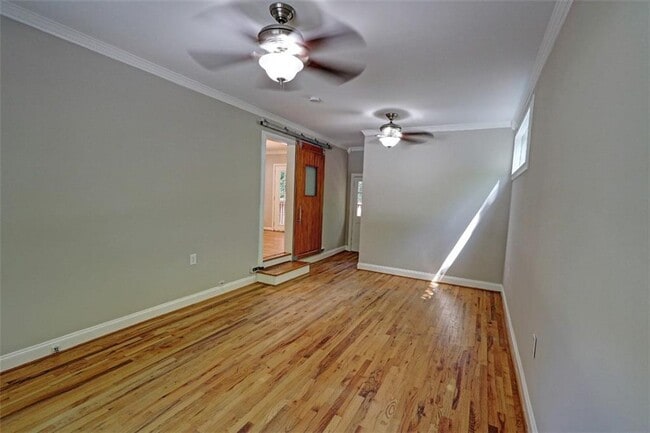 Building Photo - 2968 Fantasy Ln