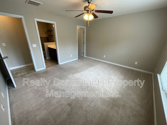 Building Photo - 6143 Trotting Pl