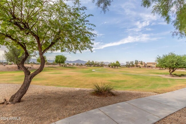 Building Photo - Gorgeous 4 Bed Home in Phoenix AZ in Roger...