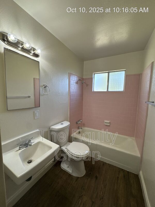 Building Photo - 5322 Avenue 280