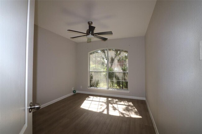 Building Photo - 1309 Wide Antler Cove