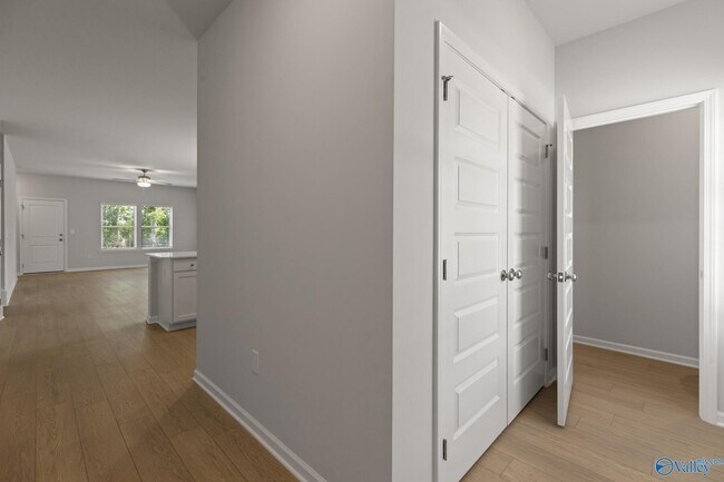 Building Photo - 102 Border Collie Dr