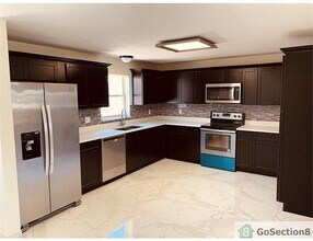 Building Photo - 801 Boynton Property