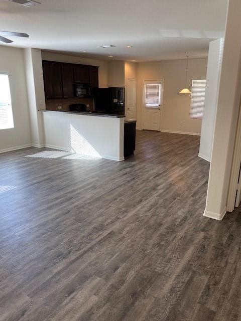 Building Photo - 124 Hollis Ln