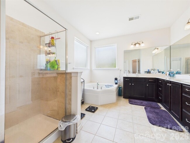 Building Photo - 1379 Corey Cabin Ct