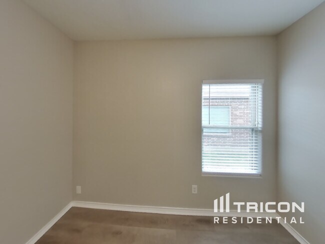 Building Photo - 11600 Anna Grace Dr