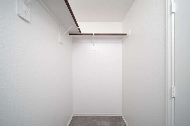 Building Photo - 24023 Swather Wy