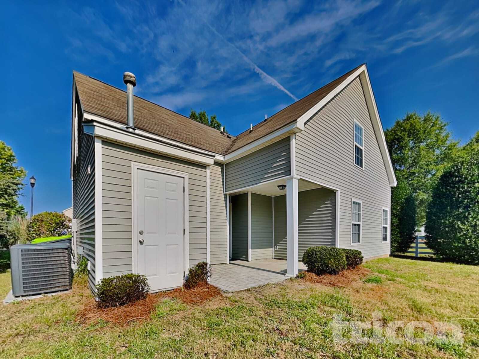 Building Photo - 224 Barnevelder Dr