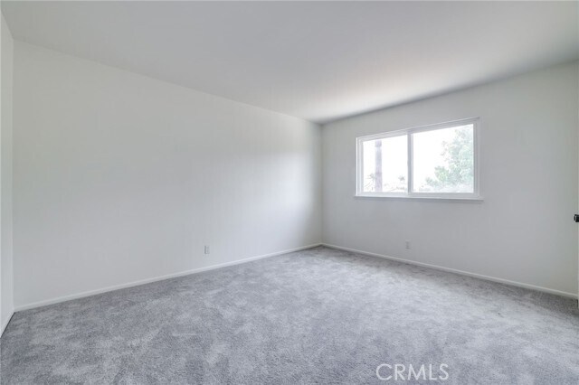 Building Photo - 19082 Plum Tree Ln