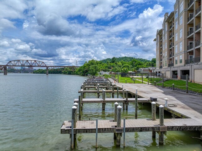 Building Photo - **Stunning Waterfront Condo in Downtown Knoxville**  2 Bedroom, 2 bath Fully renovated! Available...