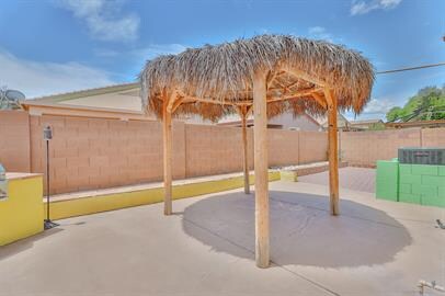 Building Photo - RANCHO SAHUARITA HOME, GATED COMMUNITY