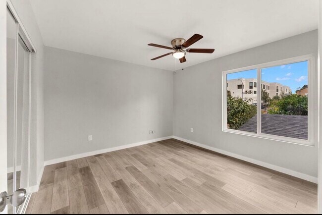 Building Photo - 320 Willie James Jones Ave