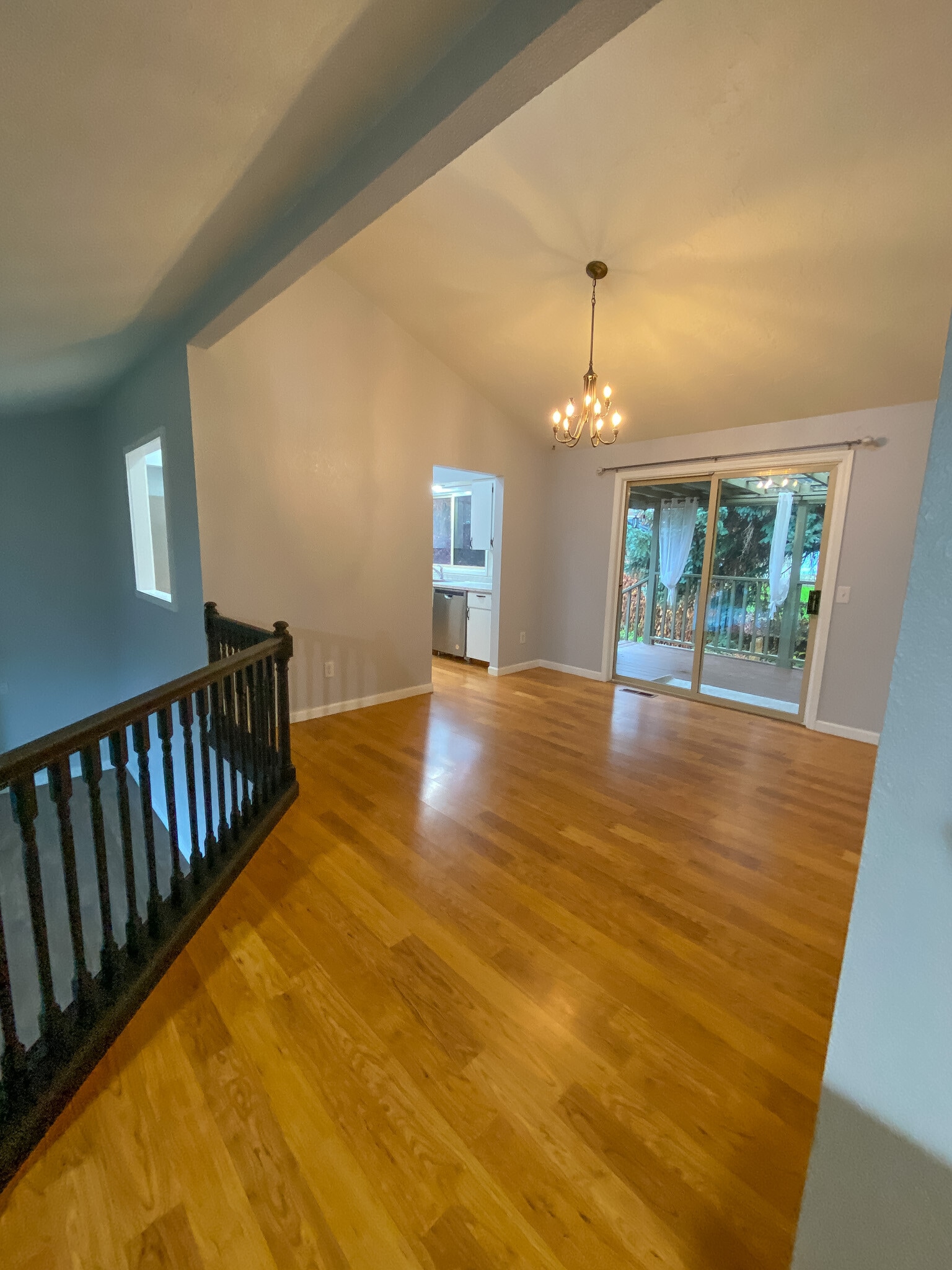 Building Photo - 925 Manzanal St NE