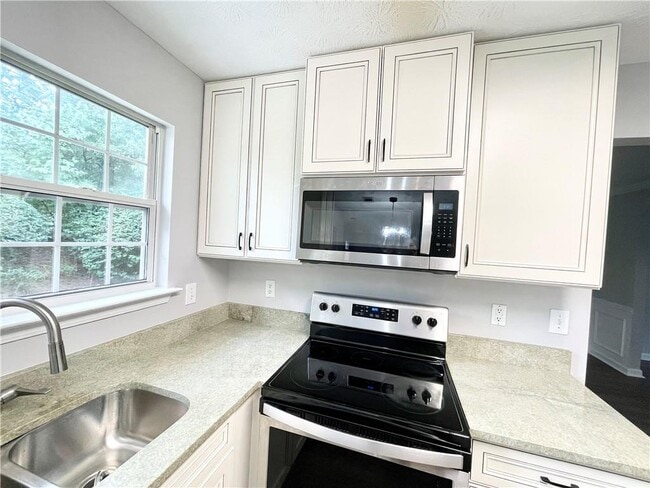Building Photo - 1820 Chasewood Park Dr