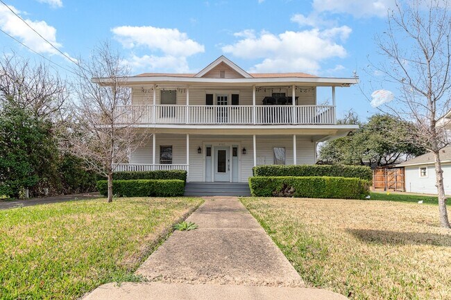Primary Photo - 4505 Worth St