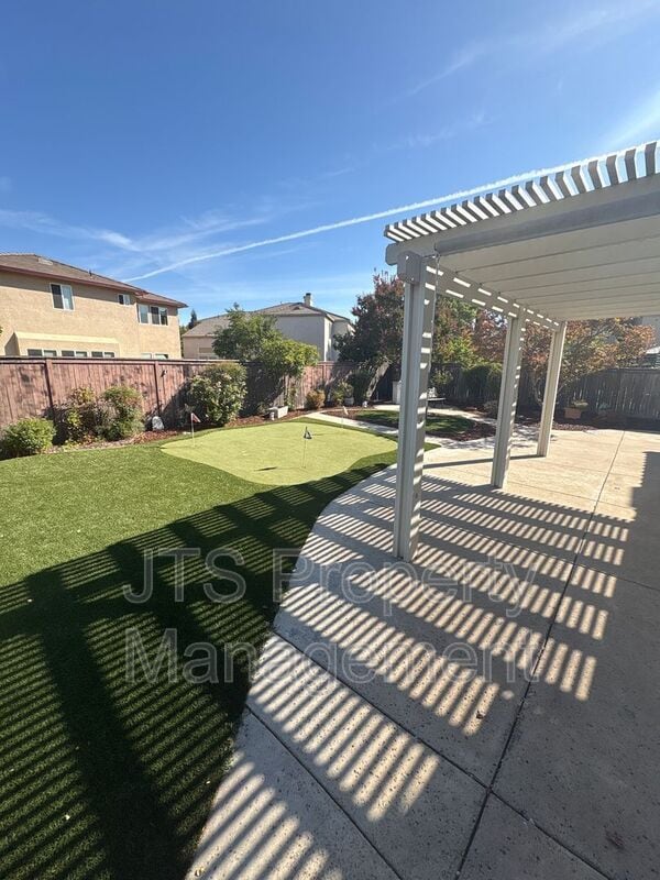 Building Photo - 2905 Peppergrass Way