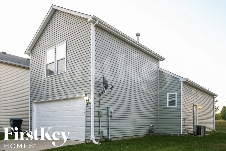 Building Photo - 12158 E 141st St