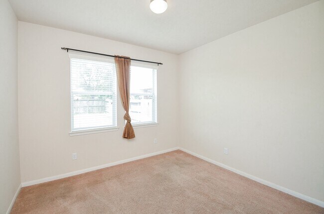 Building Photo - 26715 Mandrake Falls Ct