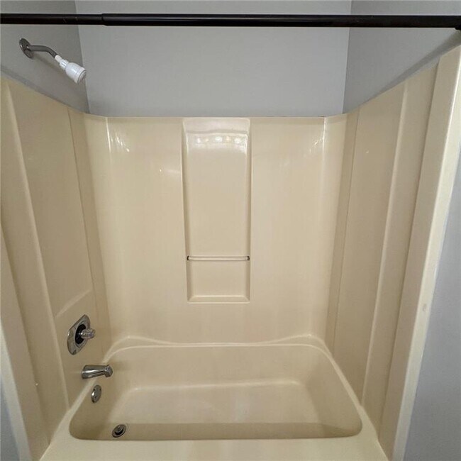 Building Photo - 1233 Shannon Way SW