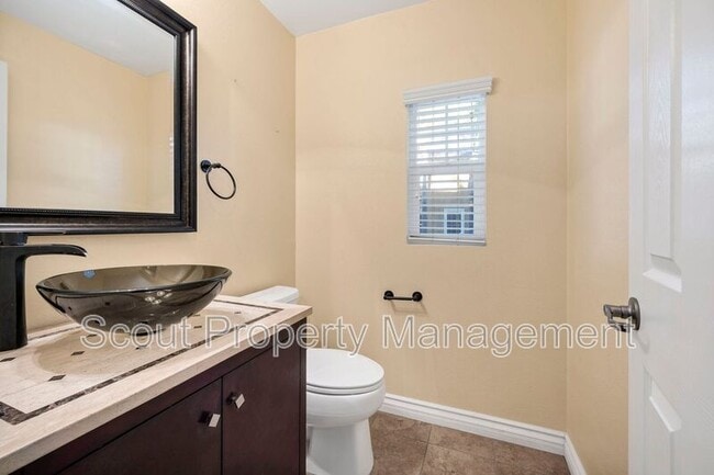 Building Photo - 27427 Lock Haven Ct