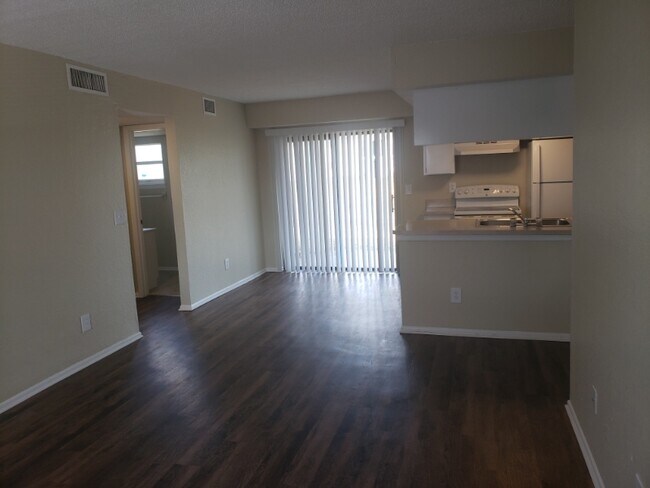 Building Photo - 6440 62nd Ave N