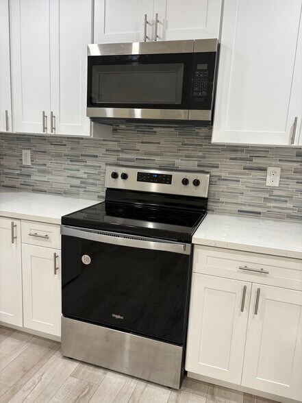 Building Photo - 4619 Del Monte Ave