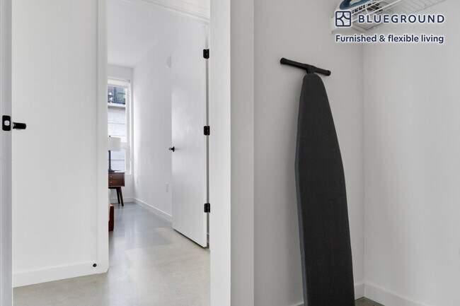 Building Photo - 1502 Fawcett Ave