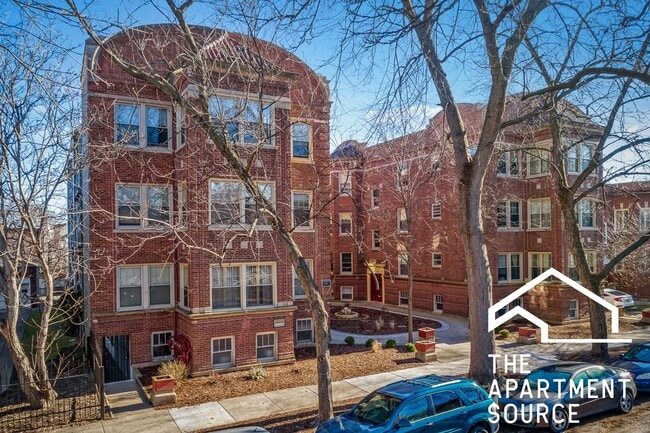 Building Photo - 3823 N Lawndale Ave