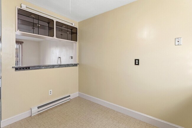 Building Photo - 36 Essex St