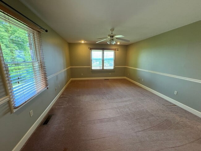 Building Photo - 2737 Hickory Ridge Rd