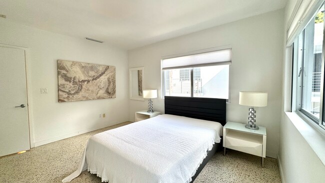 Building Photo - Jefferson Palms - Miami beach