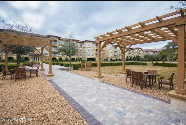 Building Photo - 4300 S Beach Pkwy