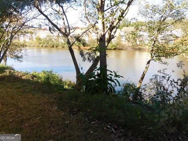 Building Photo - 566 Pond Lillies Rd SE