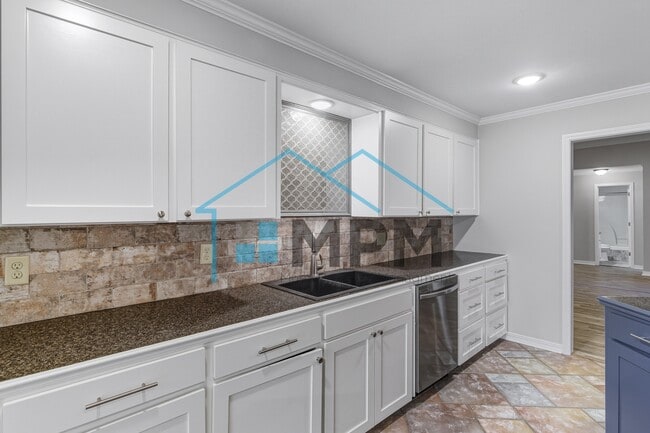 Building Photo - 212 LA-144