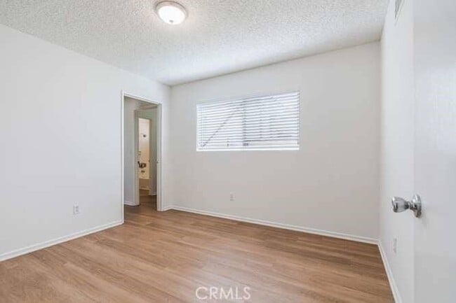 Building Photo - 6575 Cleomoore Ave