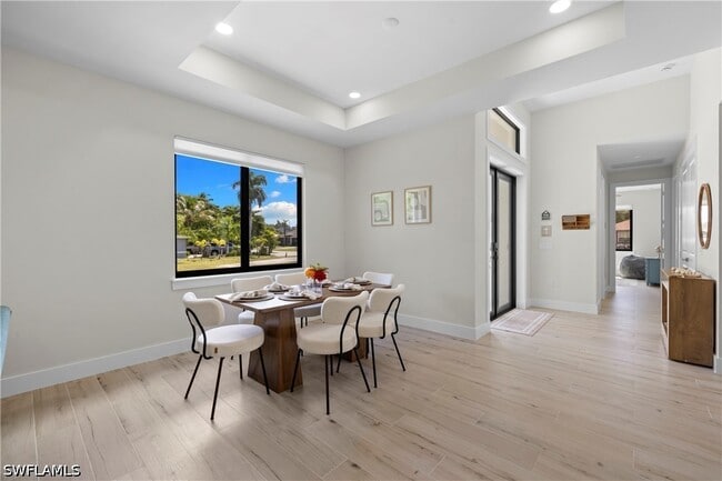 Building Photo - 2547 Storter Ave
