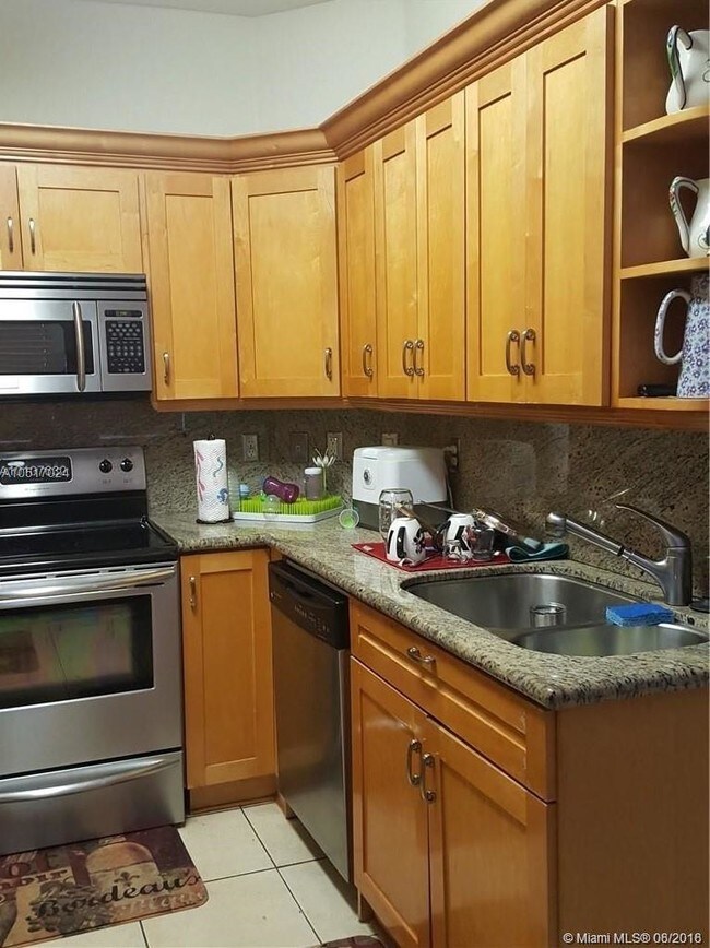 Building Photo - 12193 SW 124th Ct