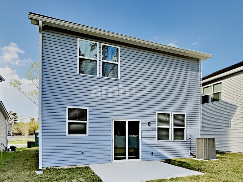 Building Photo - 2942 Calebs Cove Way