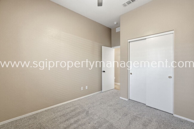 Building Photo - 13178 W Rimrock St