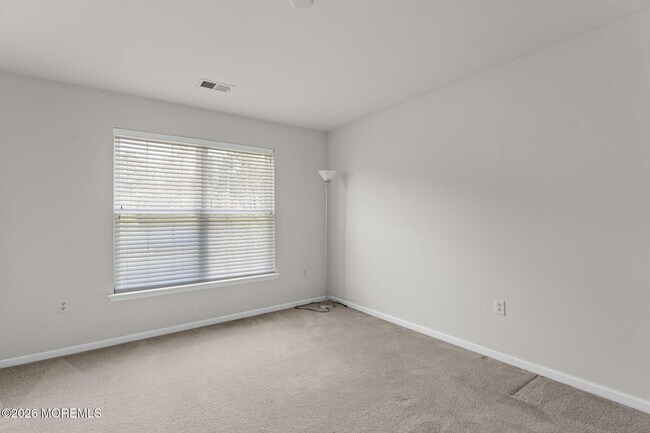 Building Photo - 8 Connor Dr