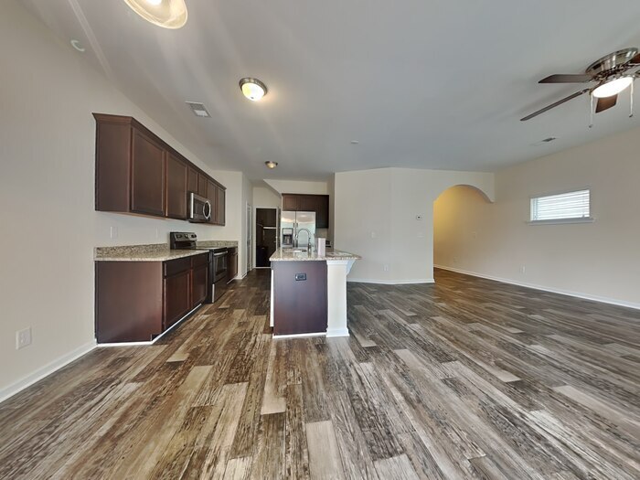 Building Photo - 394 Eagle Feather Loop