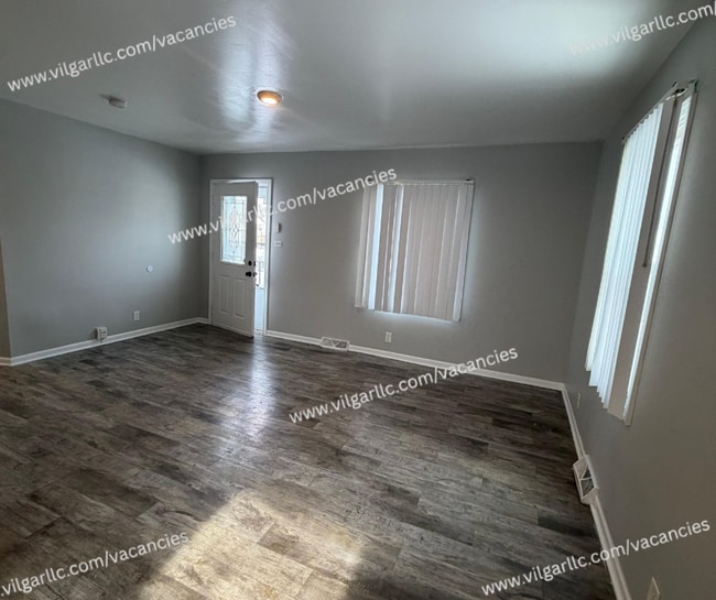 Building Photo - 2 Spacious Bedrooms • 1 Modern Bathroom + Rec Room home in Hammond, IN (Hessville Area)