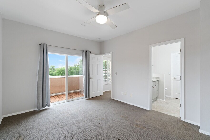 Building Photo - 663 Bishops Lodge Rd