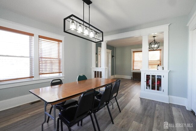 Building Photo - 400 Stockton St