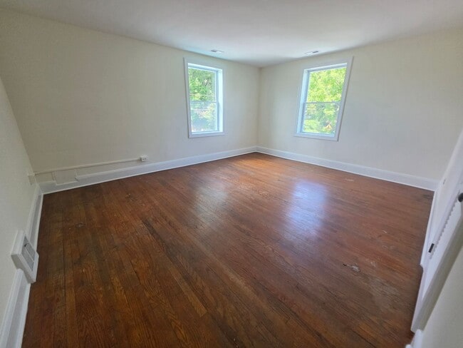Building Photo - 2721 Conowingo Rd