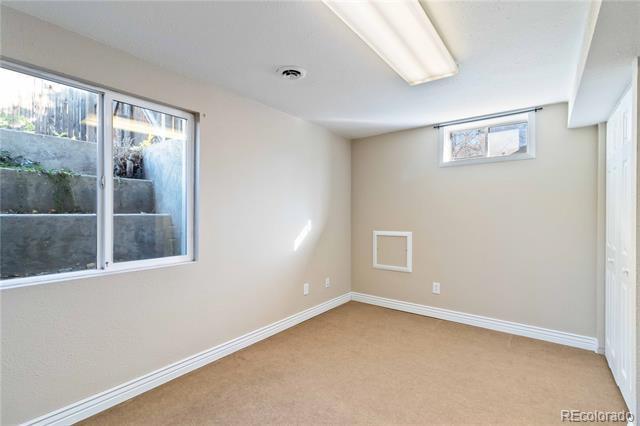 Building Photo - 11941 S Clayson St