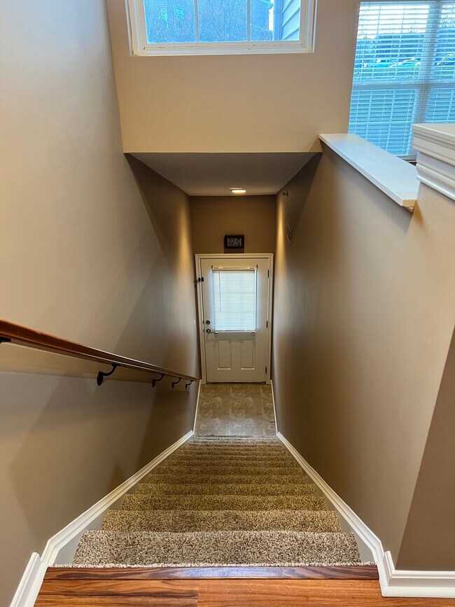 Building Photo - 5901 Boulder View
