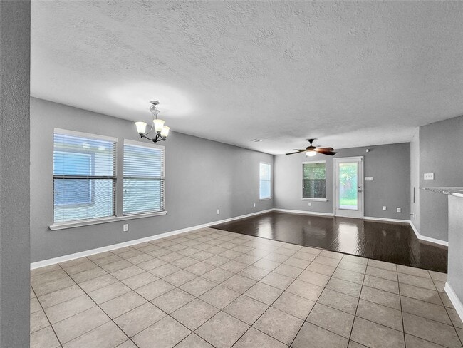 Building Photo - 15519 Echo Stable Ln
