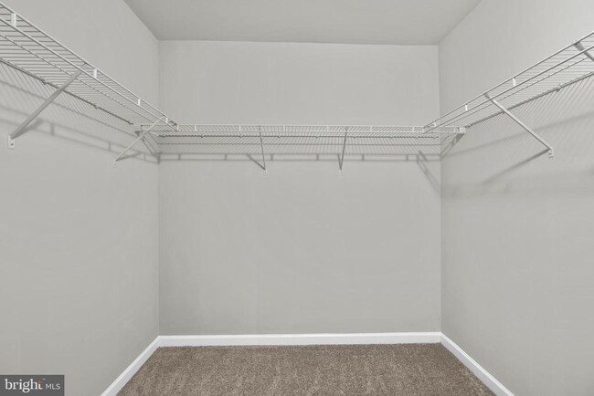 Building Photo - 6704 Saw Mill Ct